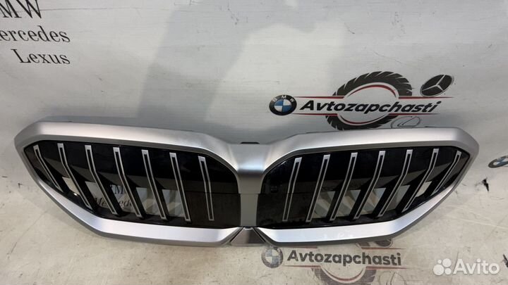 Решетка радиатора BMW G60 2023-2025 целый