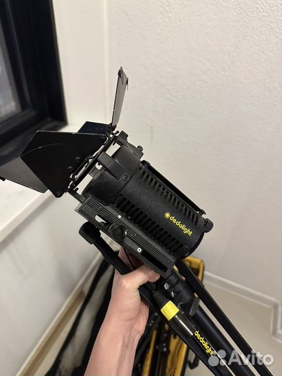 Свет для съемки Dedolight