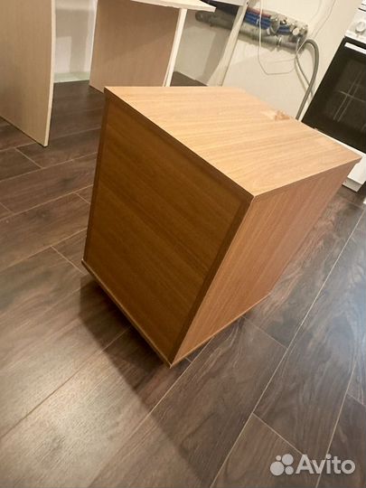 Тумба выкатная с ящиками