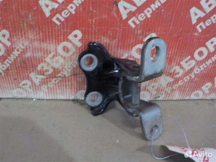 Петля двери верхняя задняя правая Kia Rio 3 G4FC