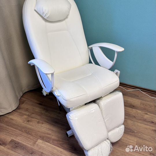 Педикюрное кресло с электромотором