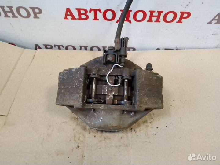 Суппорт тормозной задний левый Mercedes-Benz