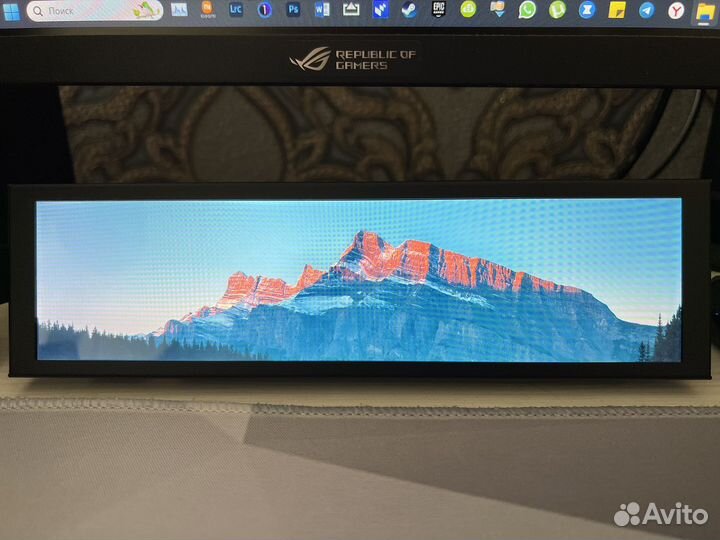 8,8 дюймовый дисплей, IPS, 1920*480