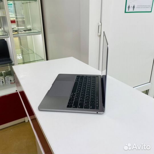 Ноутбук Apple MacBook Pro 13 2019 (A2159) №000180