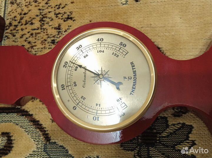Барометр-метеостанция 