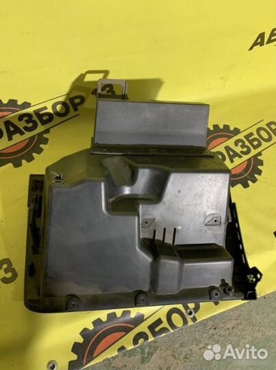 Бардачок Volkswagen Polo 5 2015-2020