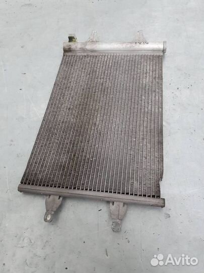 Радиатор кондиционера Volkswagen Golf 5 2008