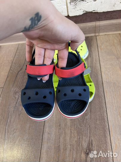 Crocs c9