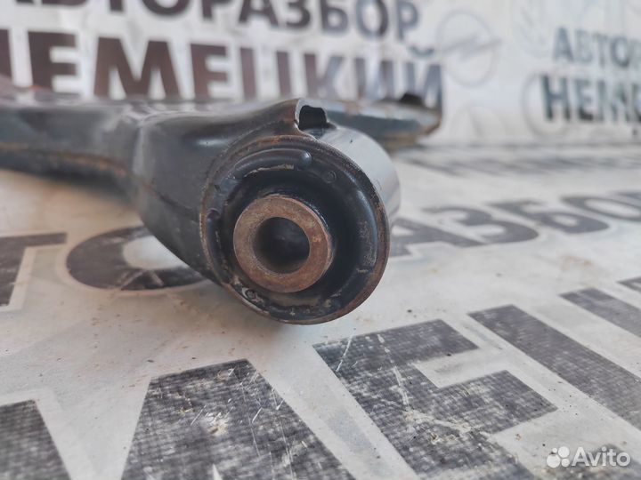 Рычаг передний нижний левый Hyundai Santa Fe 2