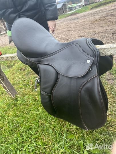 Конкурное седло