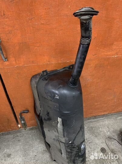 Бак топливный Mercedes w140