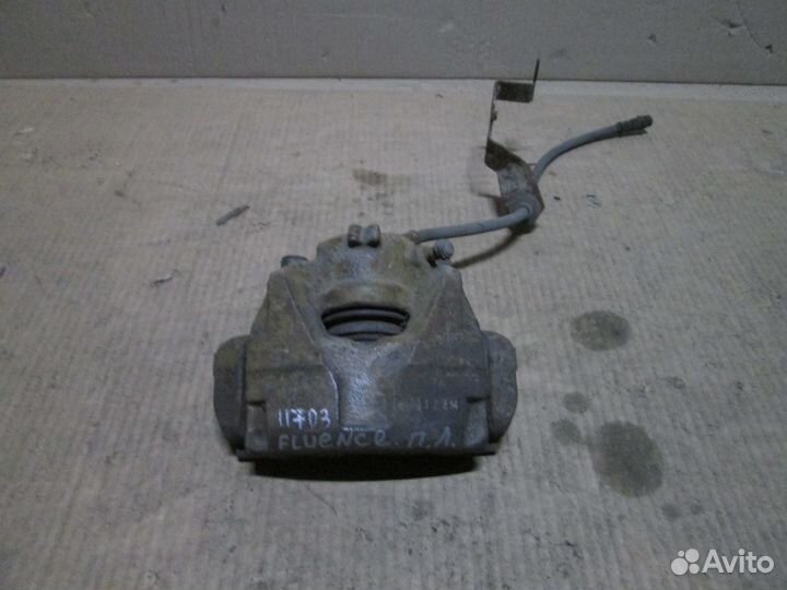 Суппорт тормозной передний левый Renault Fluence