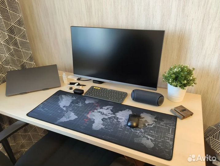 Монитор 4К Samsung U28R550UQI