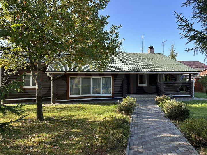 Дом 305 м² на участке 37 сот.