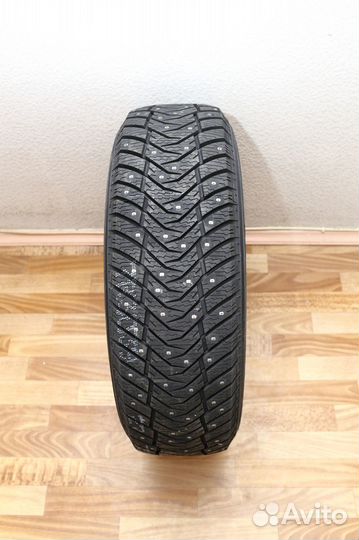 Yokohama IceGuard Stud IG65 285/40 R21 109T