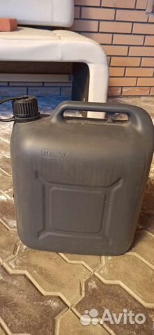Канистра для бензина 20л пластиковая
