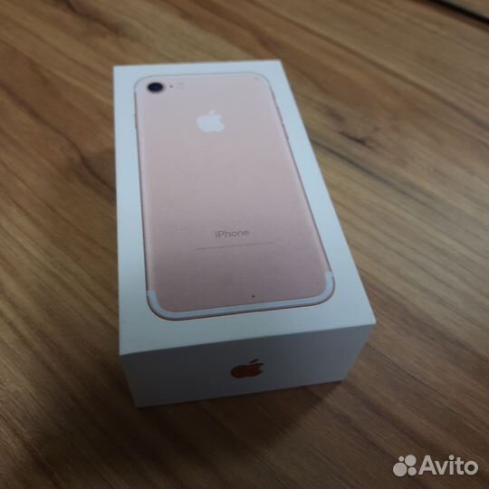 iPhone 7, 32 ГБ