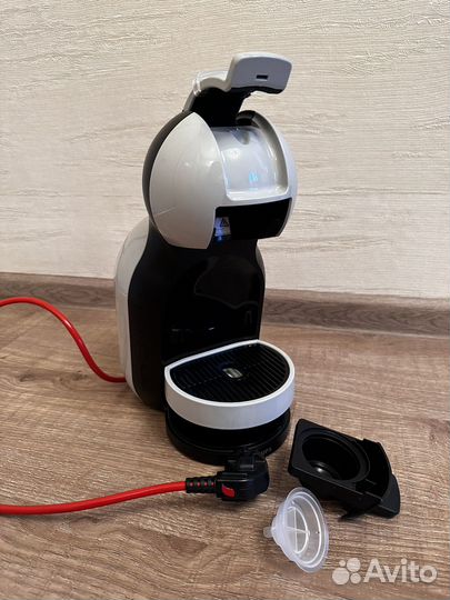 Капсульная кофемашина dolce gusto