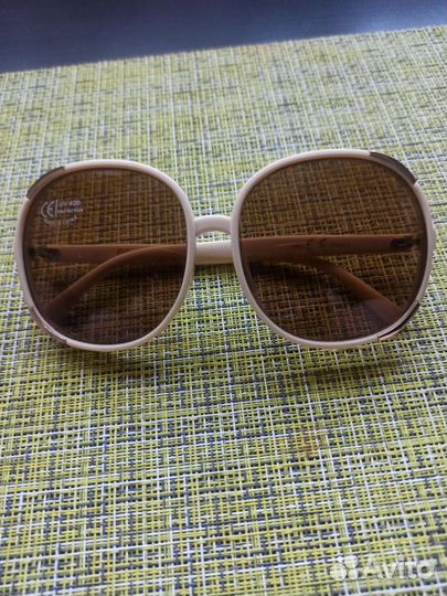 Солнцезащитные очки