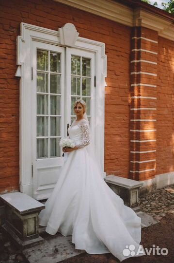 Свадебное платье