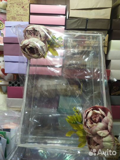 Шкатулки, подносы, подарочные коробки