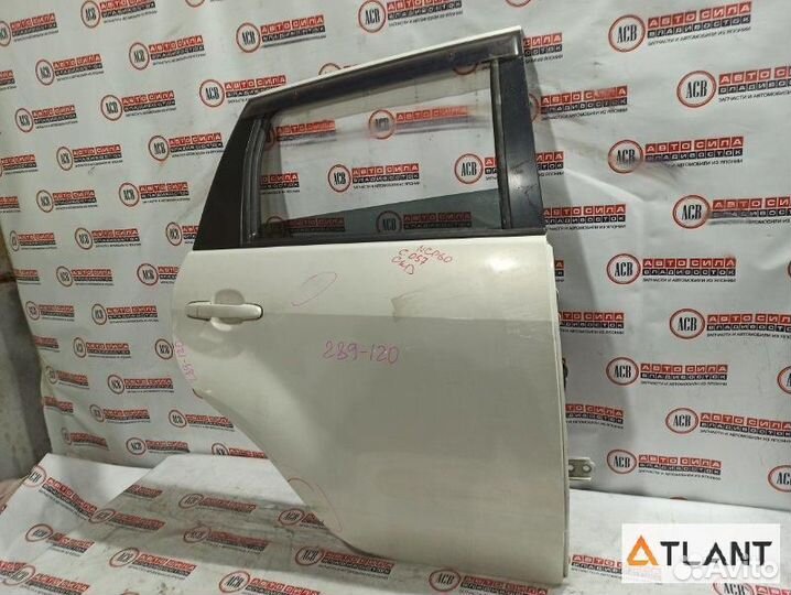 Дверь задний правый toyota IST