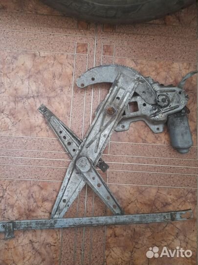 Стеклоподъемник Honda civic 6(1996 г.в)