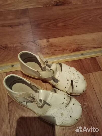 Сандалики для девочки