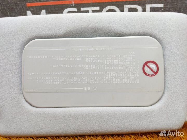 Козырек солнцезащитный левый Mercedes-Benz M-Class