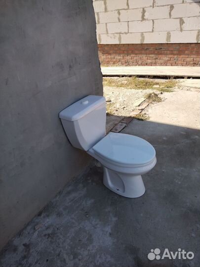 Унитазы и бачки бу