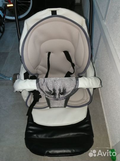 Коляска классическая люлька+ сидячий блок