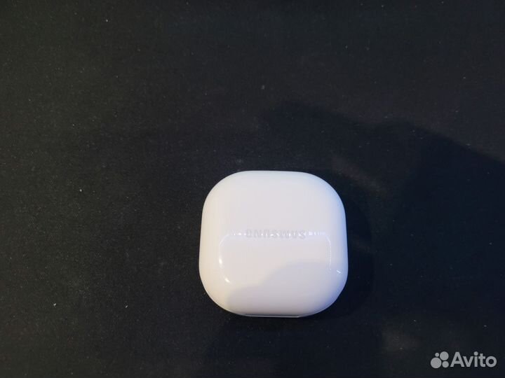 Samsung galaxy buds 2 кейс