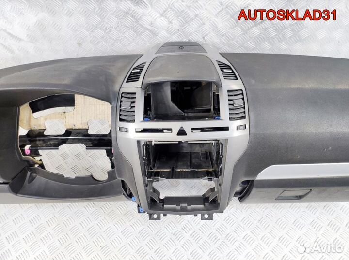 Торпедо Opel Zafira B 13206043