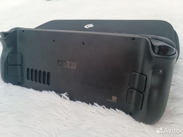 Консоль Valve Steam Deck 64GB