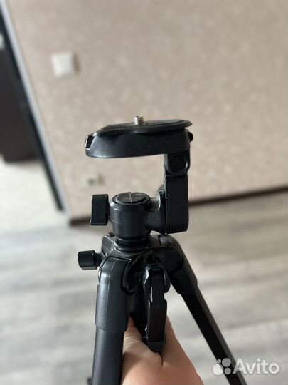 Штатив polaroid