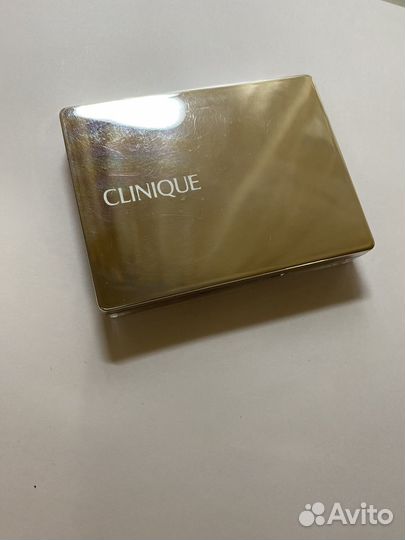 Clinique румяна