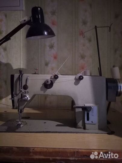 Швейная машина