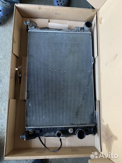 Радиатор Мерседес