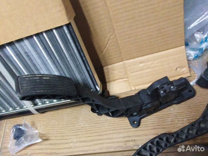 Педаль газа чери тиго