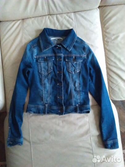 Джинсовая куртка Stradivarius