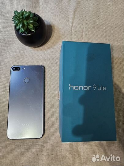 HONOR 9 Lite, 3/32 ГБ