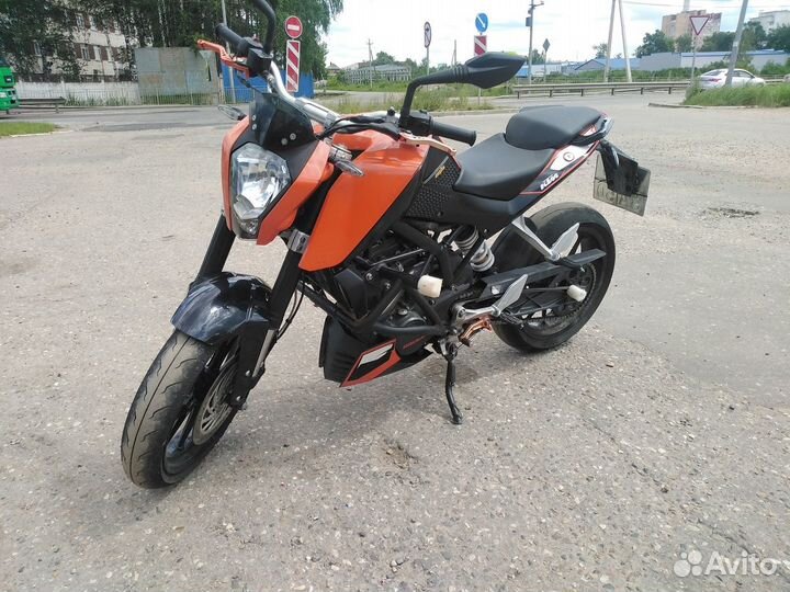 KTM Duke 200