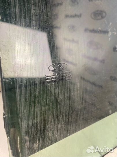 Стекло двери заднее правое Ford Focus 2 CB4 2006