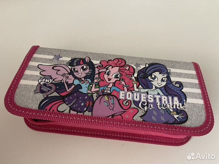 Пеналы и акварель