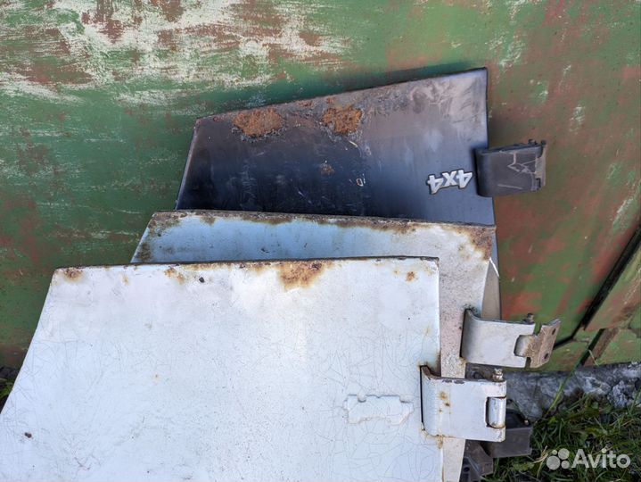 Левые двери УАЗ Хантер