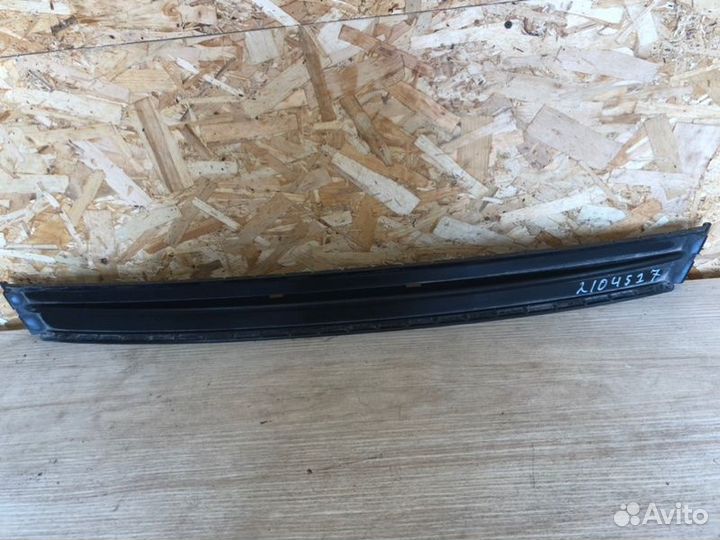 Решетка бампера передняя Lexus Rx