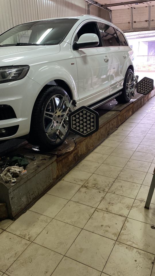 Audi Q7: фото владельца