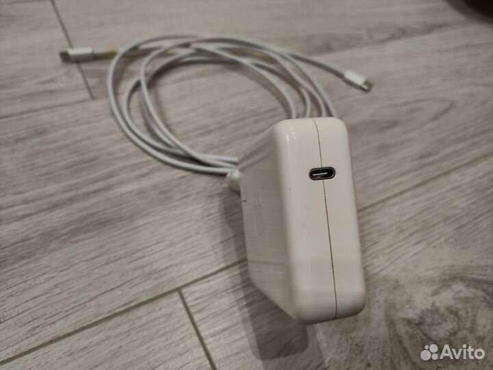 Зарядка для macbook 61w type c