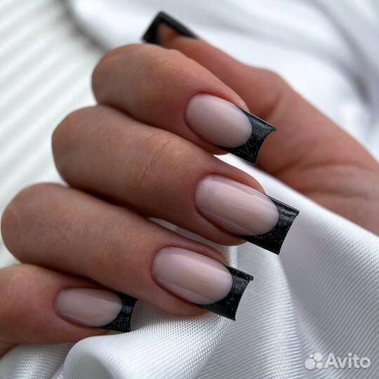 Маникюр с укреплением и покрытием гель-лак