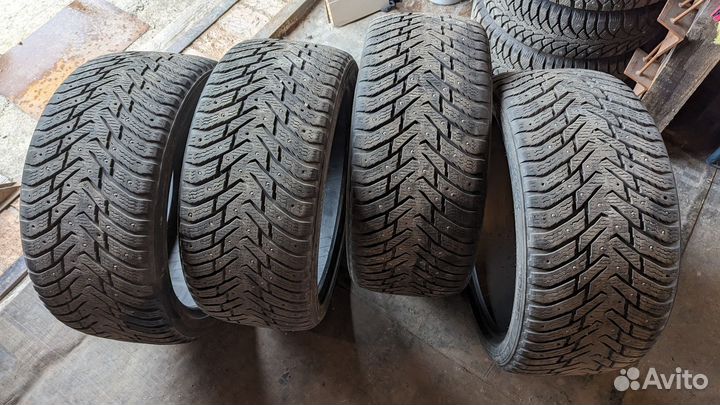 Nokian Tyres Hakkapeliitta 8 255/35 R19 96H